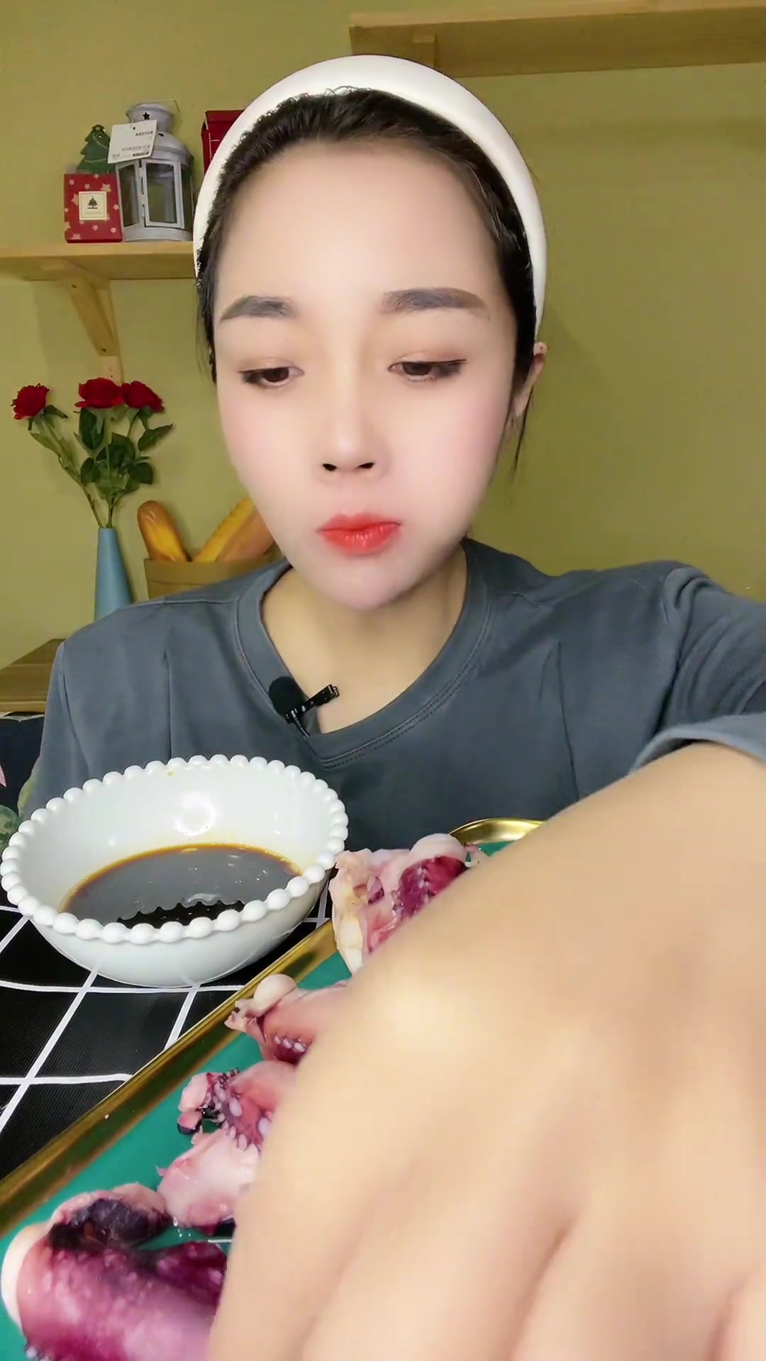芥末章鱼,冷水下锅,锅开2分钟,就是这么简单,特别的好吃!
