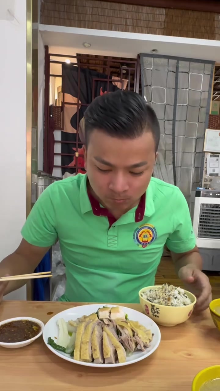 广东湛江特色白切鸡