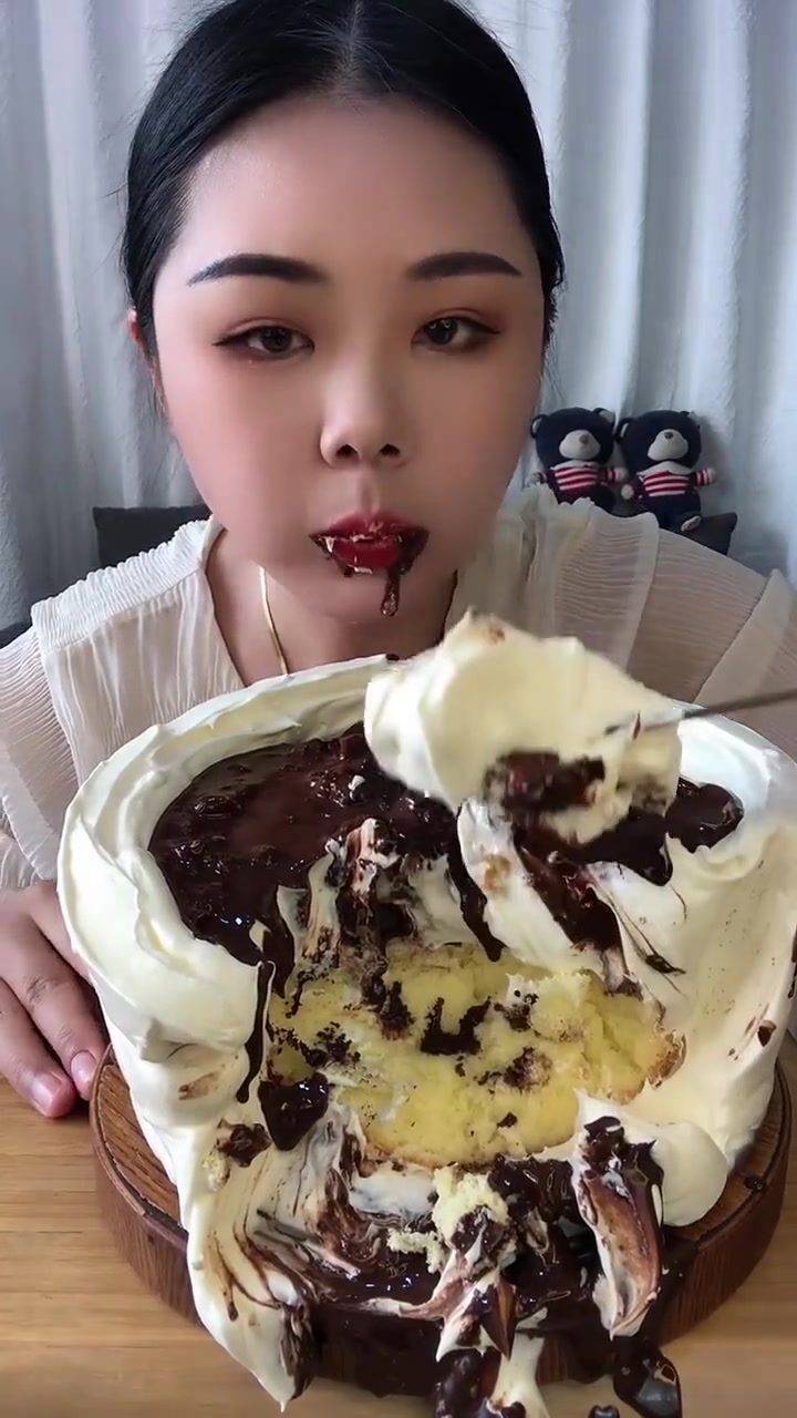 巧克力流心爆浆蛋糕!