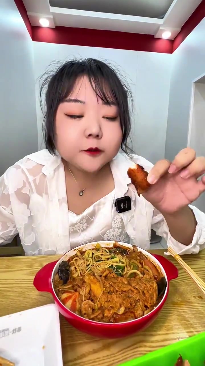 林甸椒吉祥麻辣烫炸串打卡