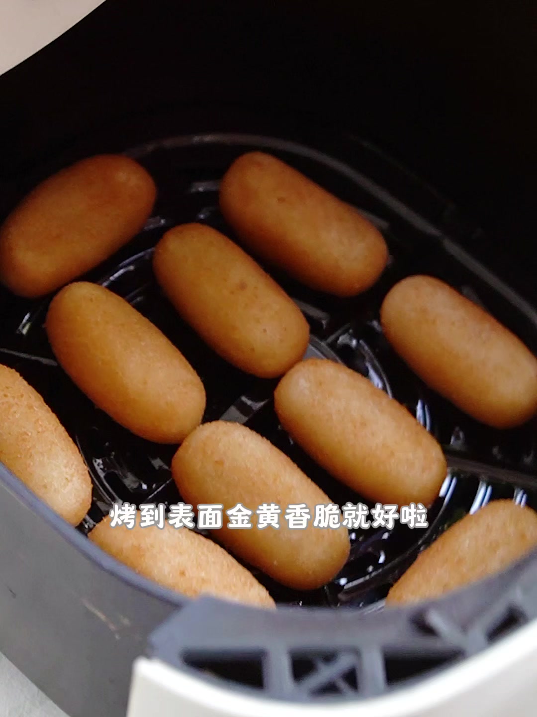5分钟就能搞定的快手小甜品,一口爆浆,空气炸锅太牛啦