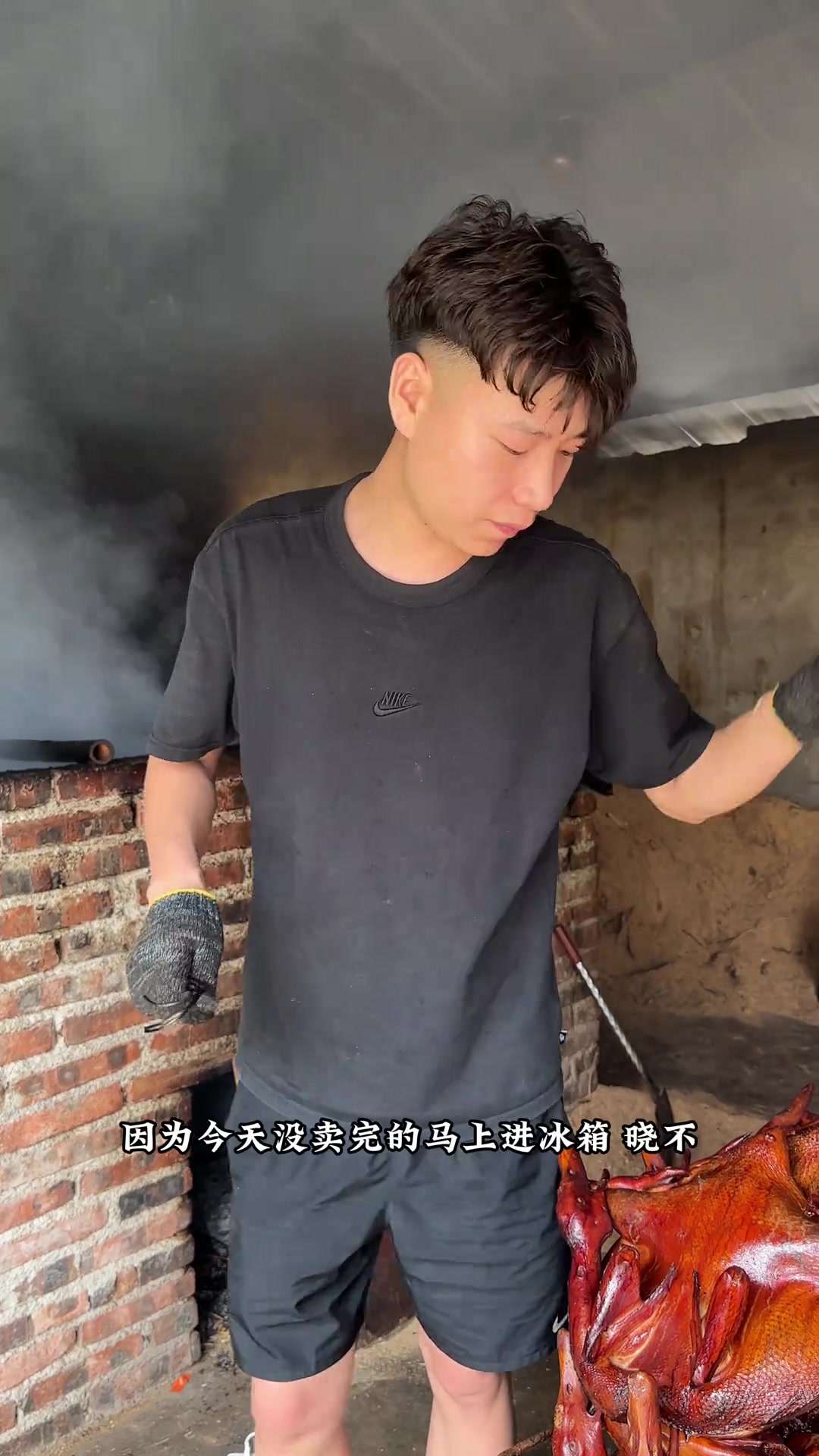 五黄六月烤板鸭 很多人好奇板鸭不是冬天才有的吗