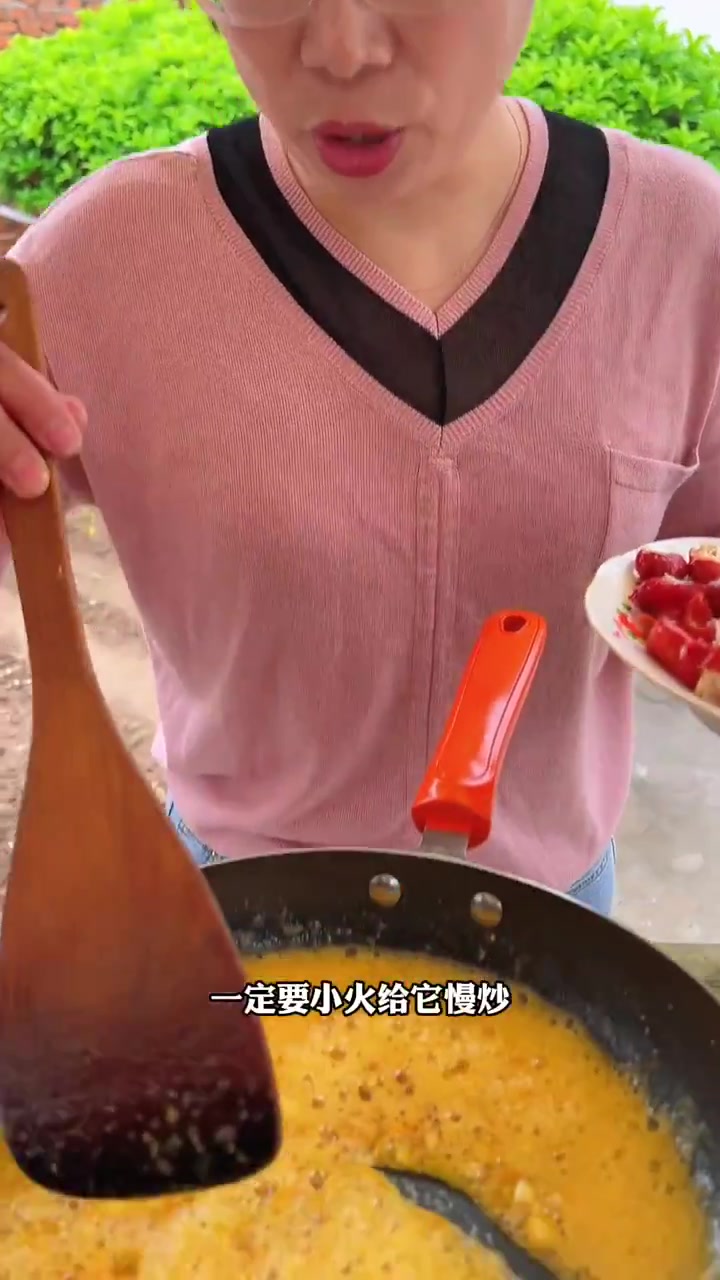 咸蛋黄龙虾尾这样做特别好吃嗦着手指能吃一大盘