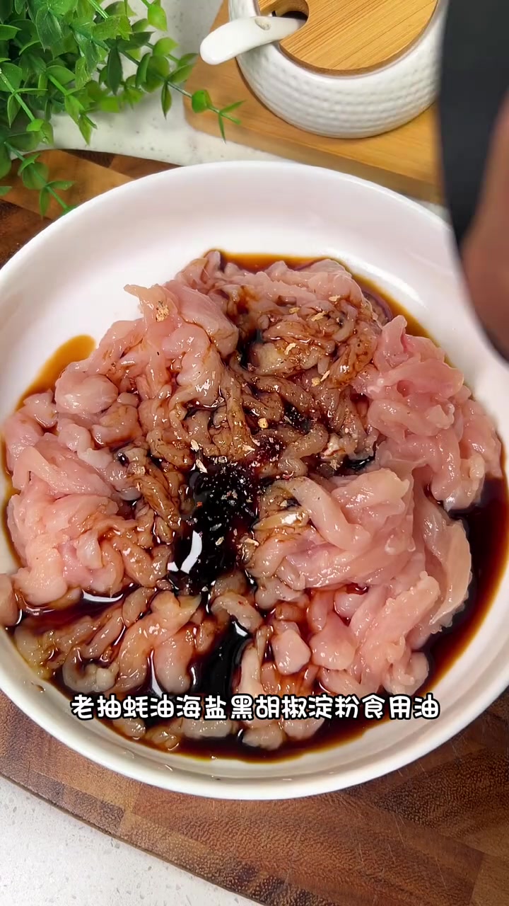 低卡包菜炒鸡丝