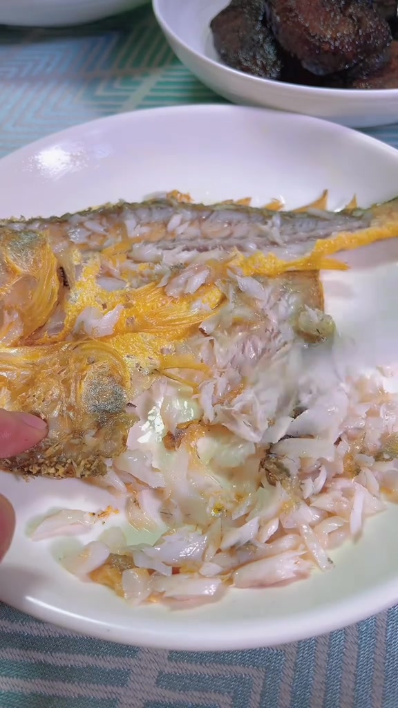 今早夜饭烧点啥 日常做饭家常菜分享香煎黄鱼鲞