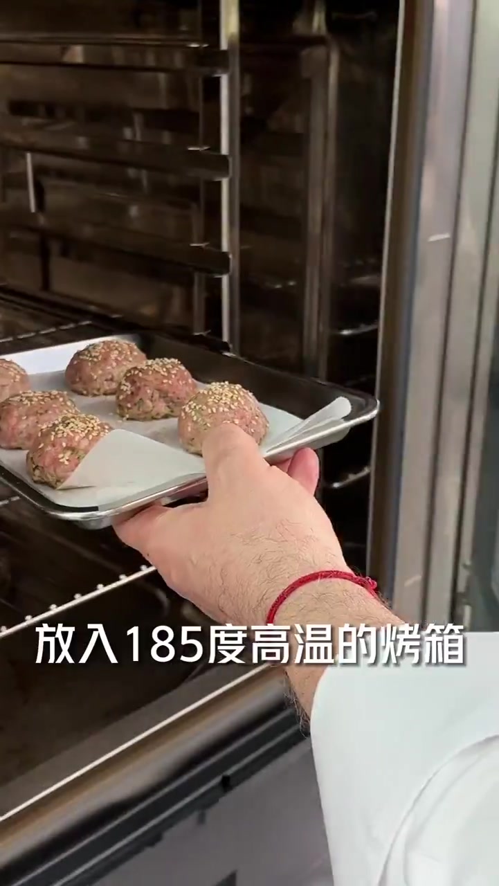 别让饥饿打败你,让芝香Q弹烤牛肉丸成为你每天的“能量担当”