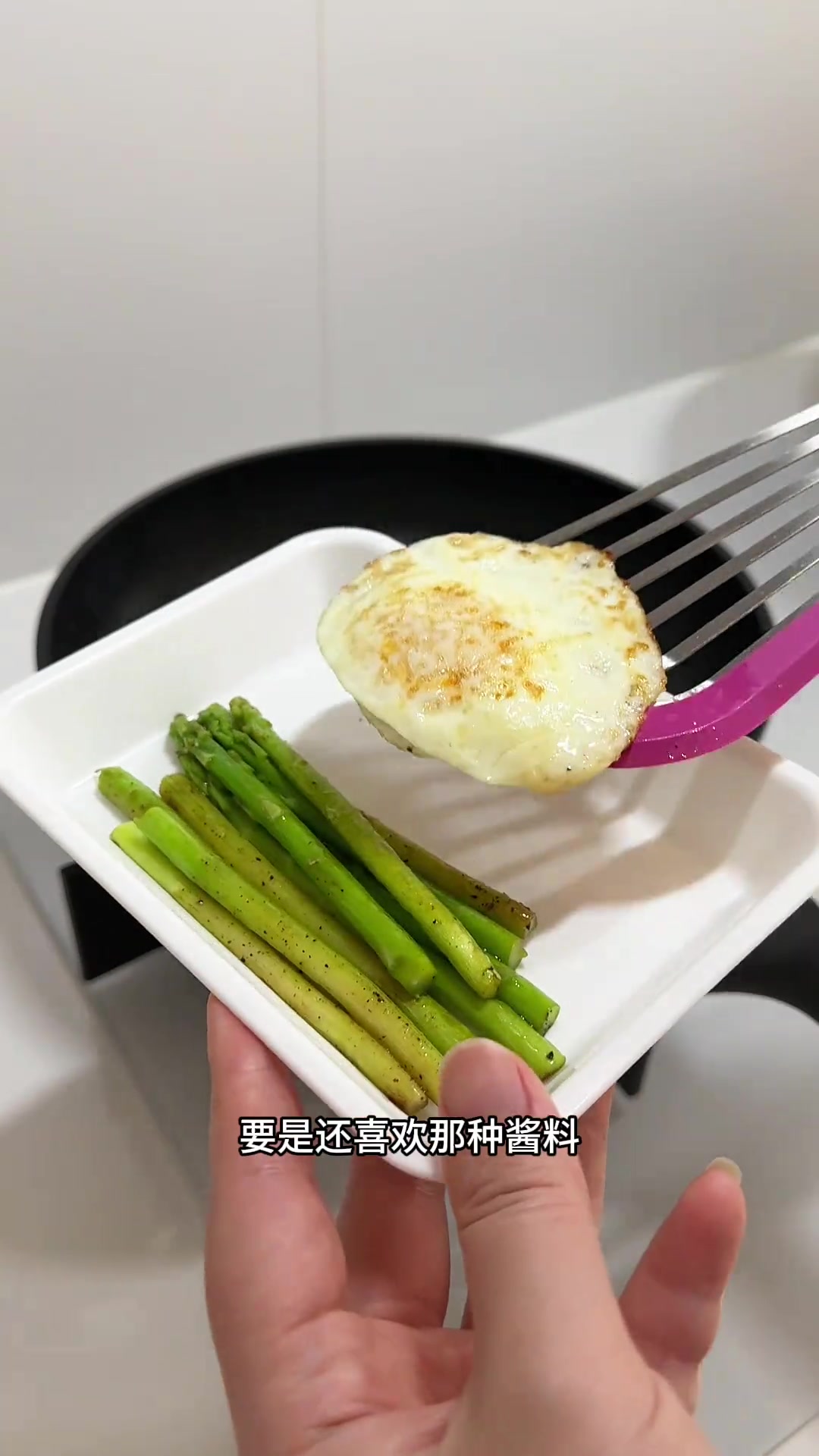 五年级小学生今早吃汉堡,一大早就把快乐拉满啦哈哈