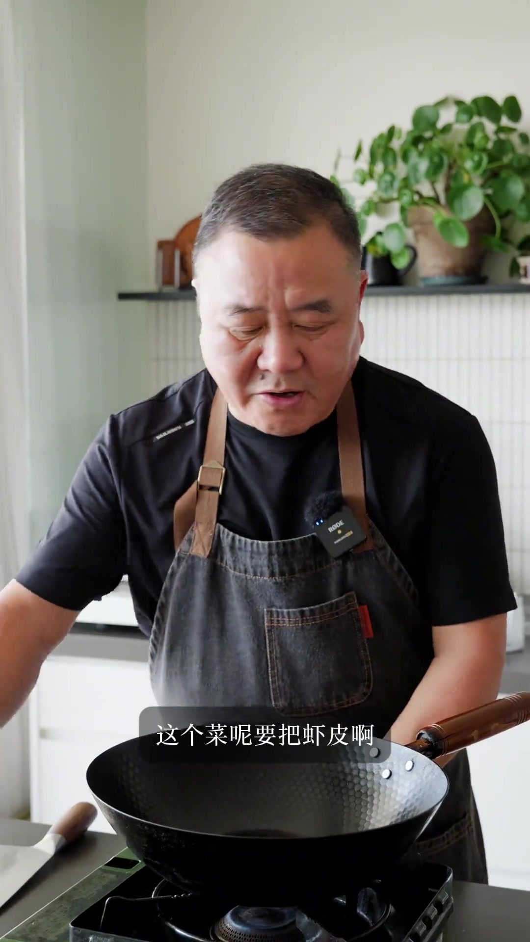 韭菜炒虾皮家里每次做都会吃光光的菜~嘎嘎下饭!