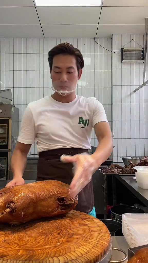 这样的全鹅,翅膀跟脚你没有吃过吗?