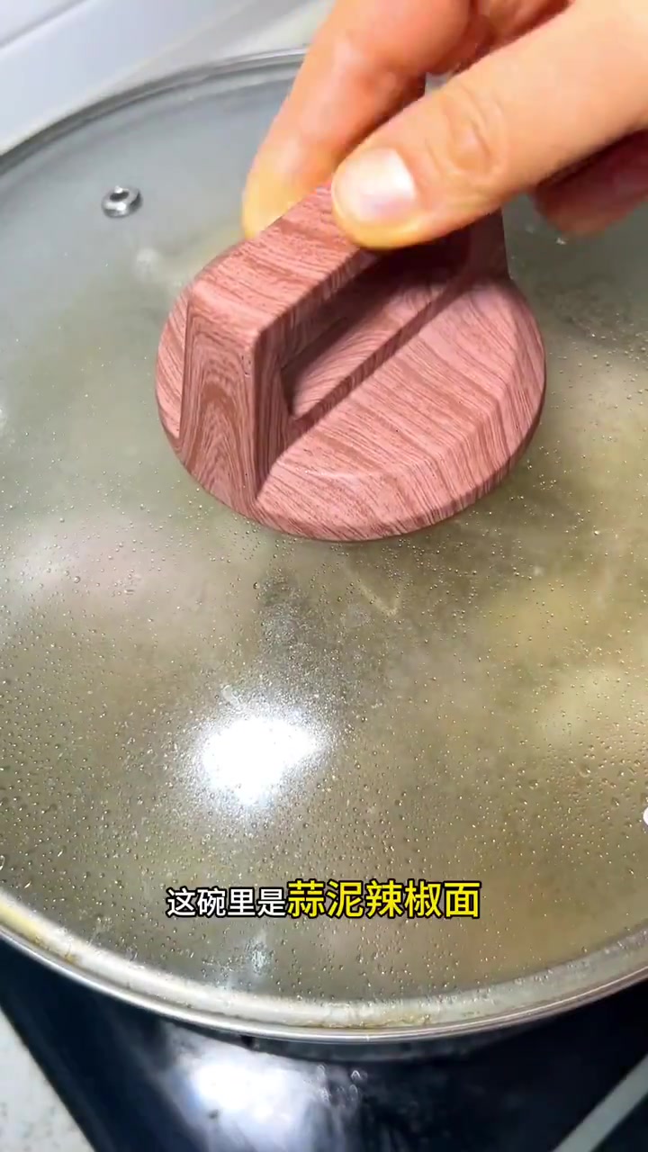 冬天的标配清炖羊肉,汤鲜肉嫩,一点都不腥不擅