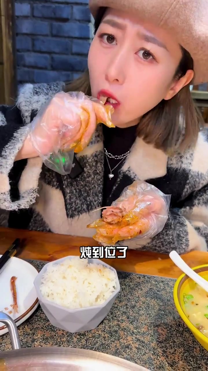 干锅鸭头谁不爱,太下饭了,约起