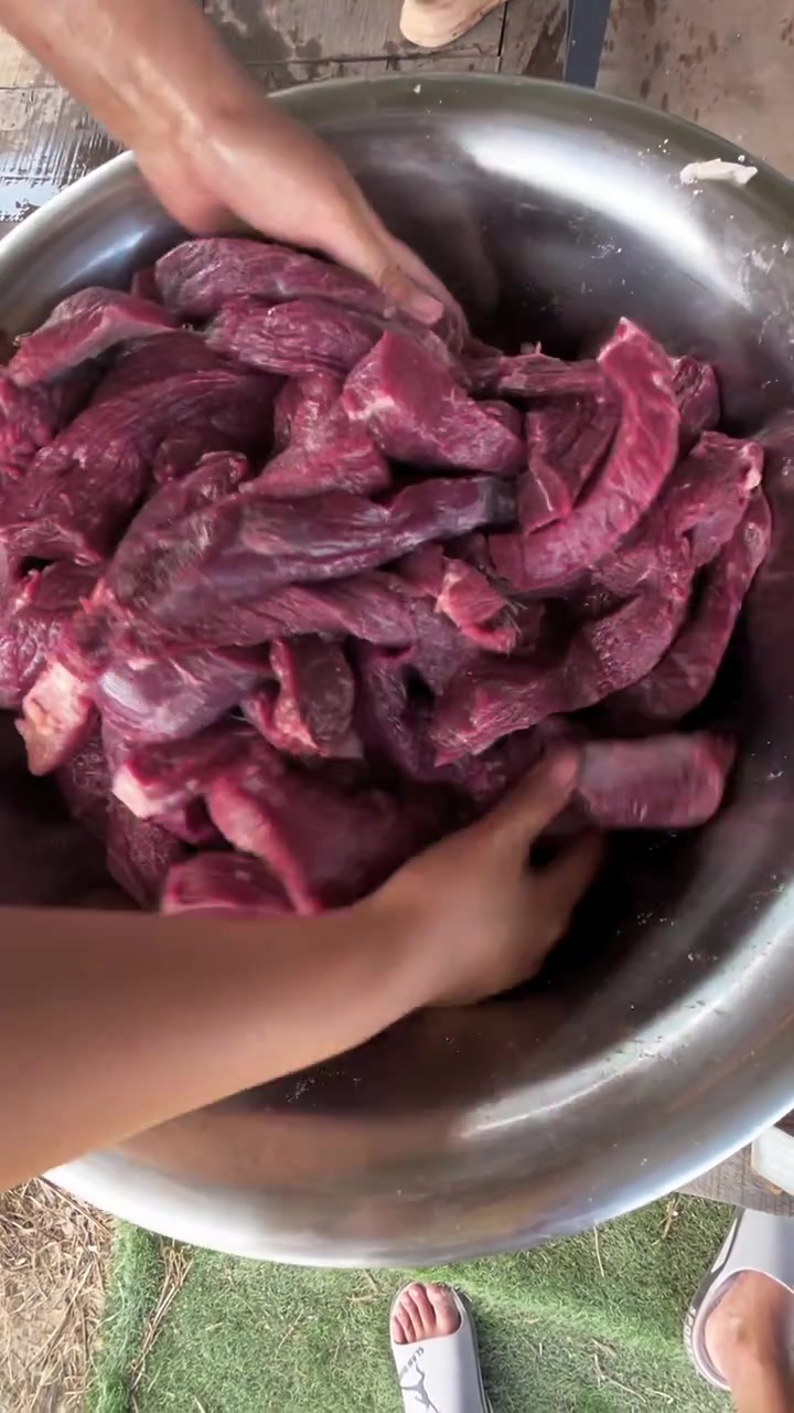 用黄牛肉做的熏牛肉干