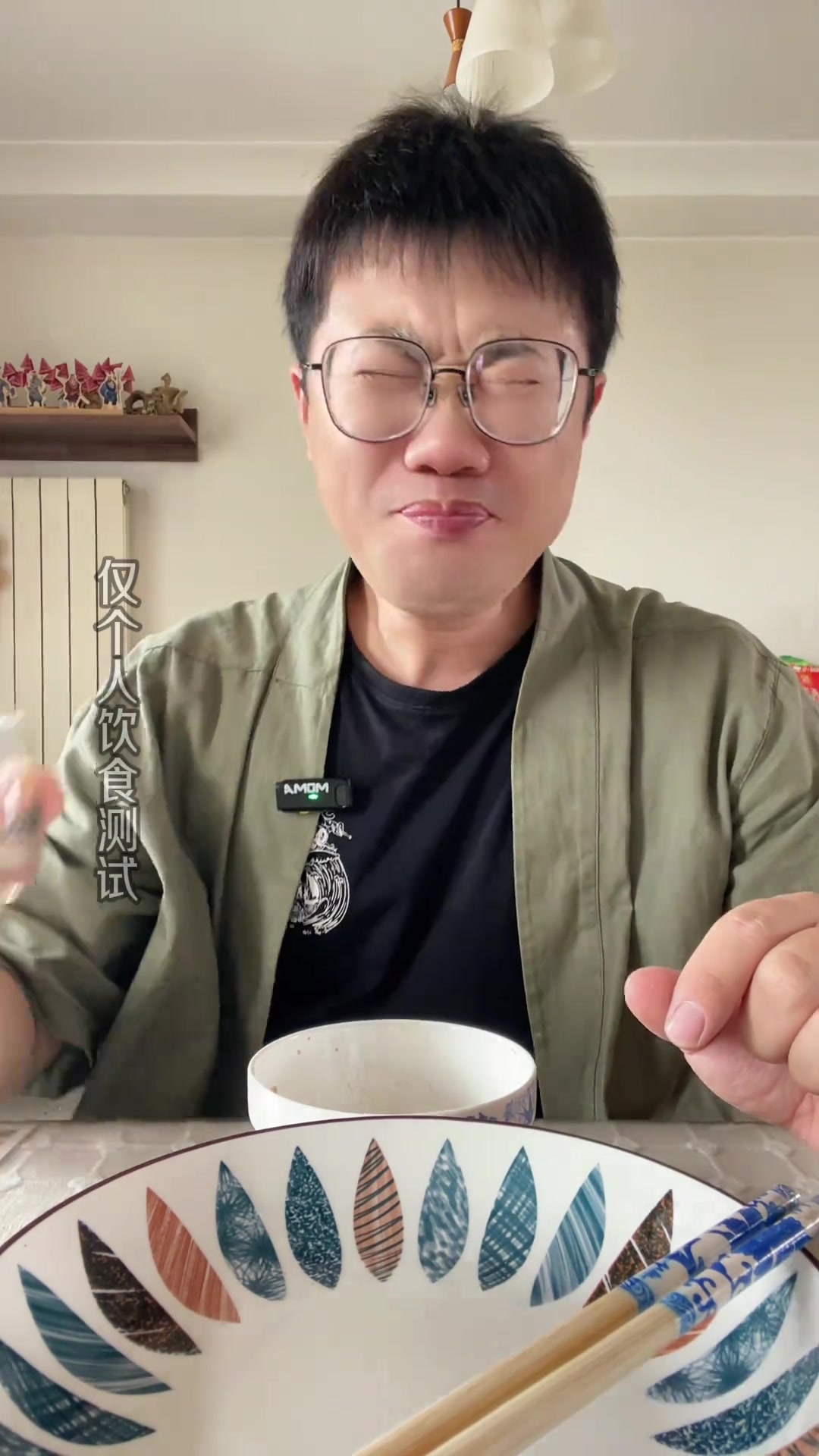 好久没吃饺子了 今天老妈包的饺子,馅是猪肉茴香的