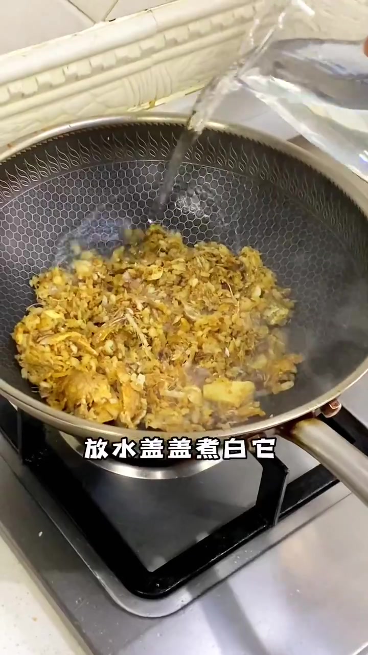 小黄鱼这样做汤没有鱼骨,老人小孩都能吃
