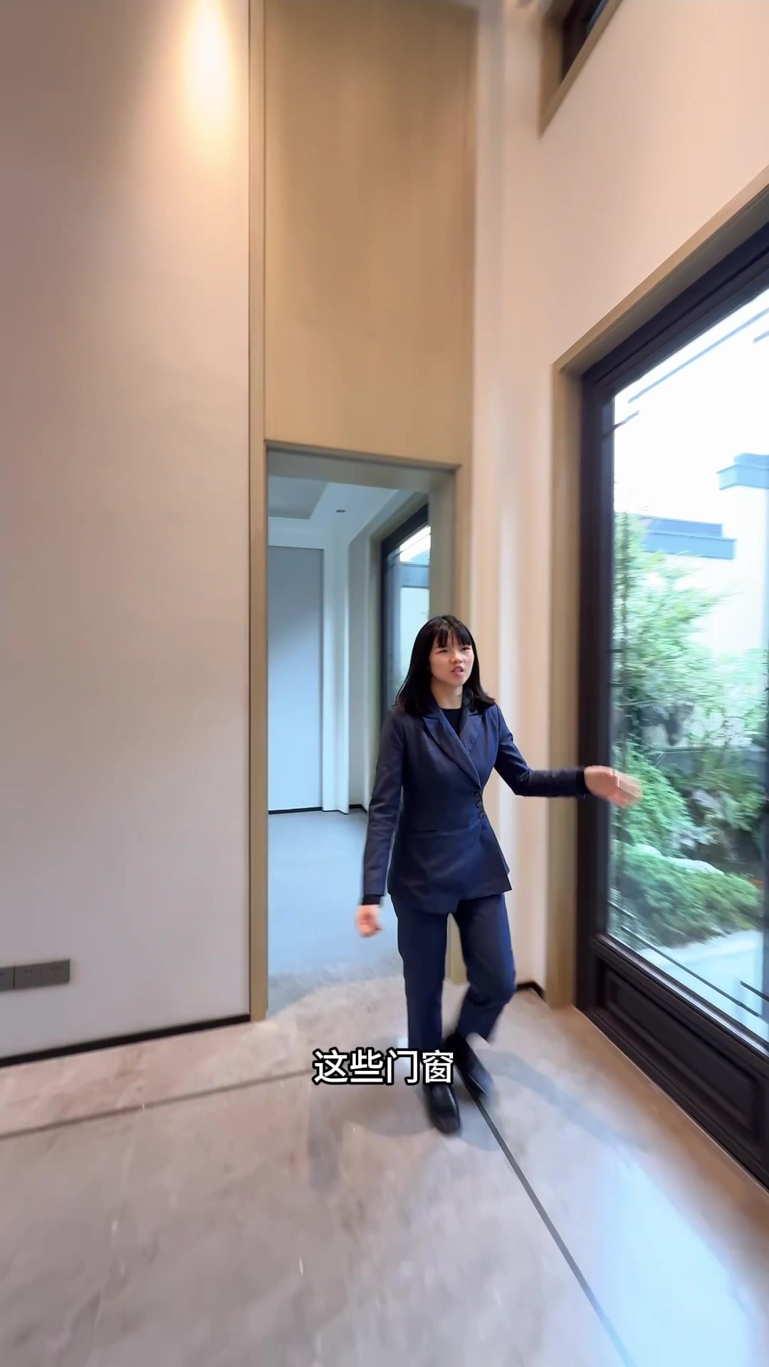 青城山绝版徽派别墅、精装带125平花园!