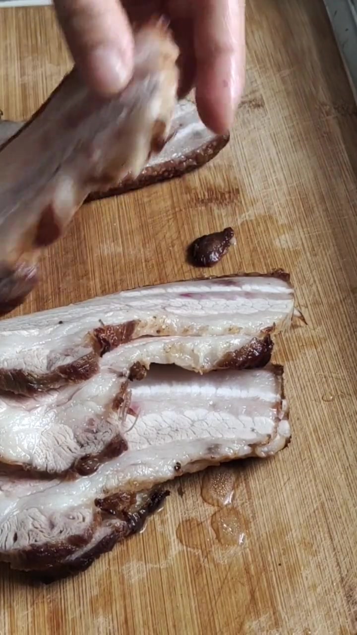 腊腌菜扣肉……