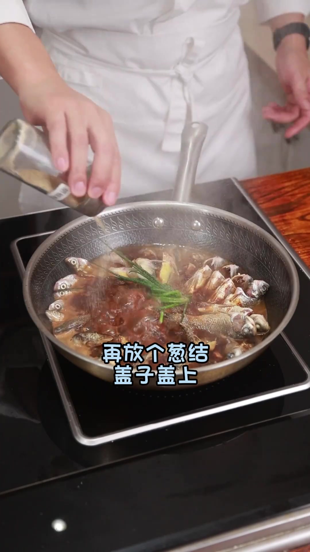 家乡河里的各种小鱼小虾,儿时手到擒来