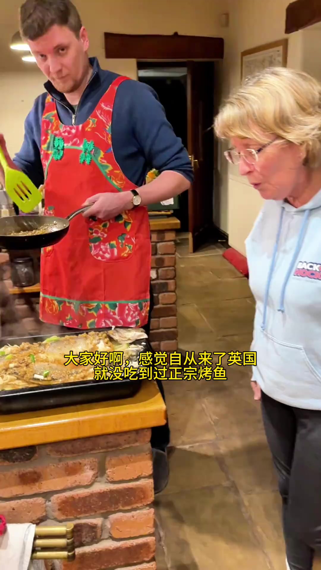 在英国村里自制烤箱版蒜香烤鱼大成功面包蟹登场!英国生活中餐