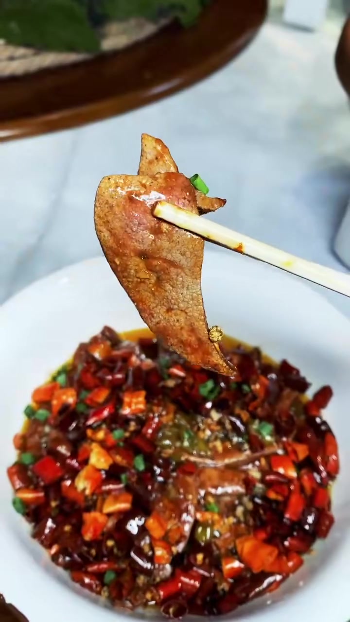鮰鱼是什么鱼?这个字会读不?唯美食不能辜负 美食探店