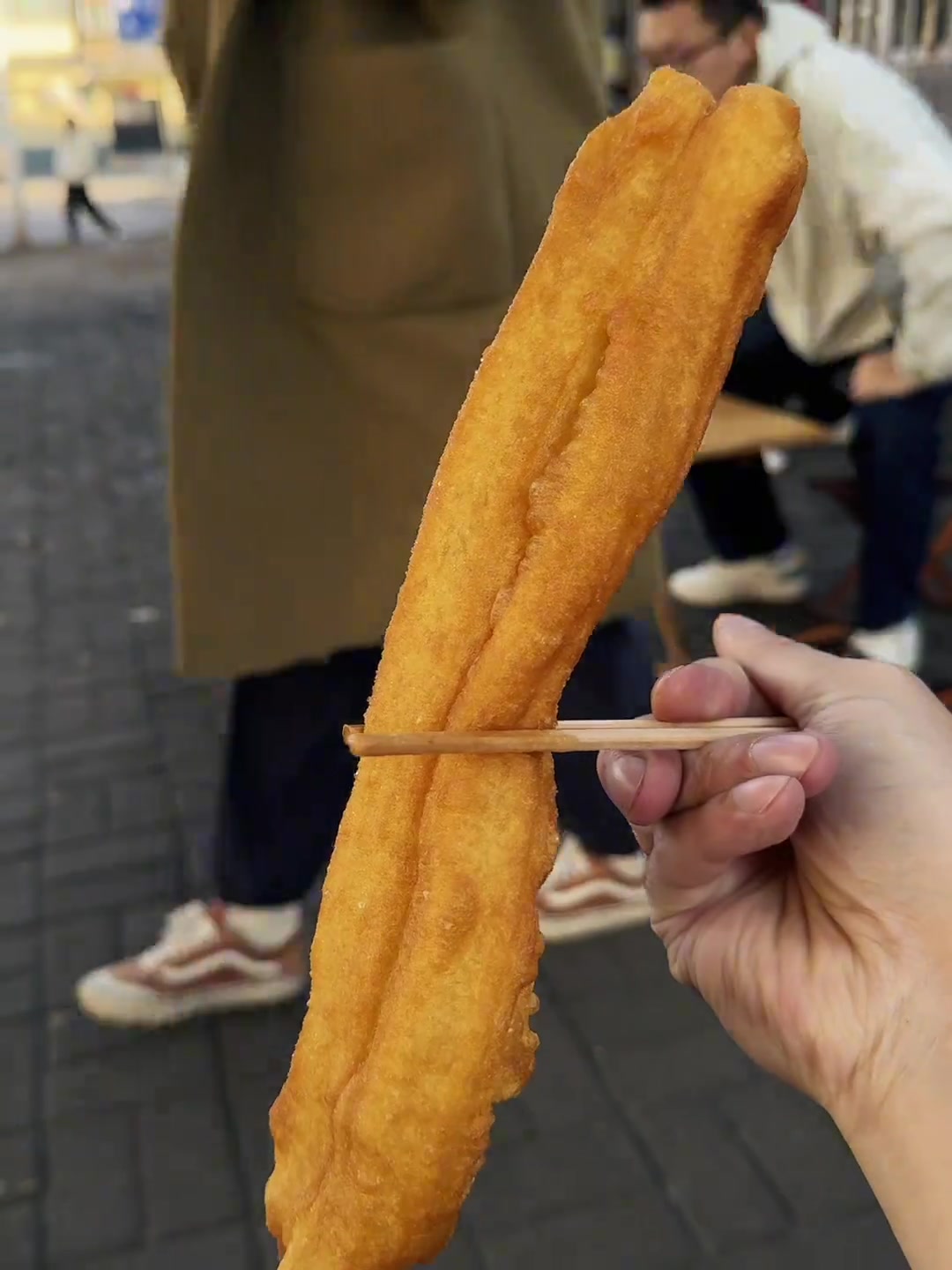 总要来一次博山感受下博山早市吧 来博山一定要吃焦庄肉烧饼 纸