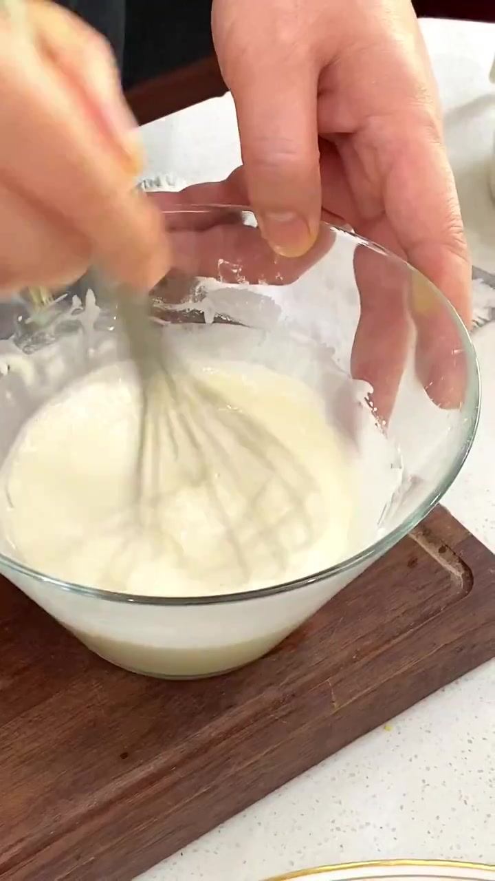 今天用梅花肉做一个椒盐排条