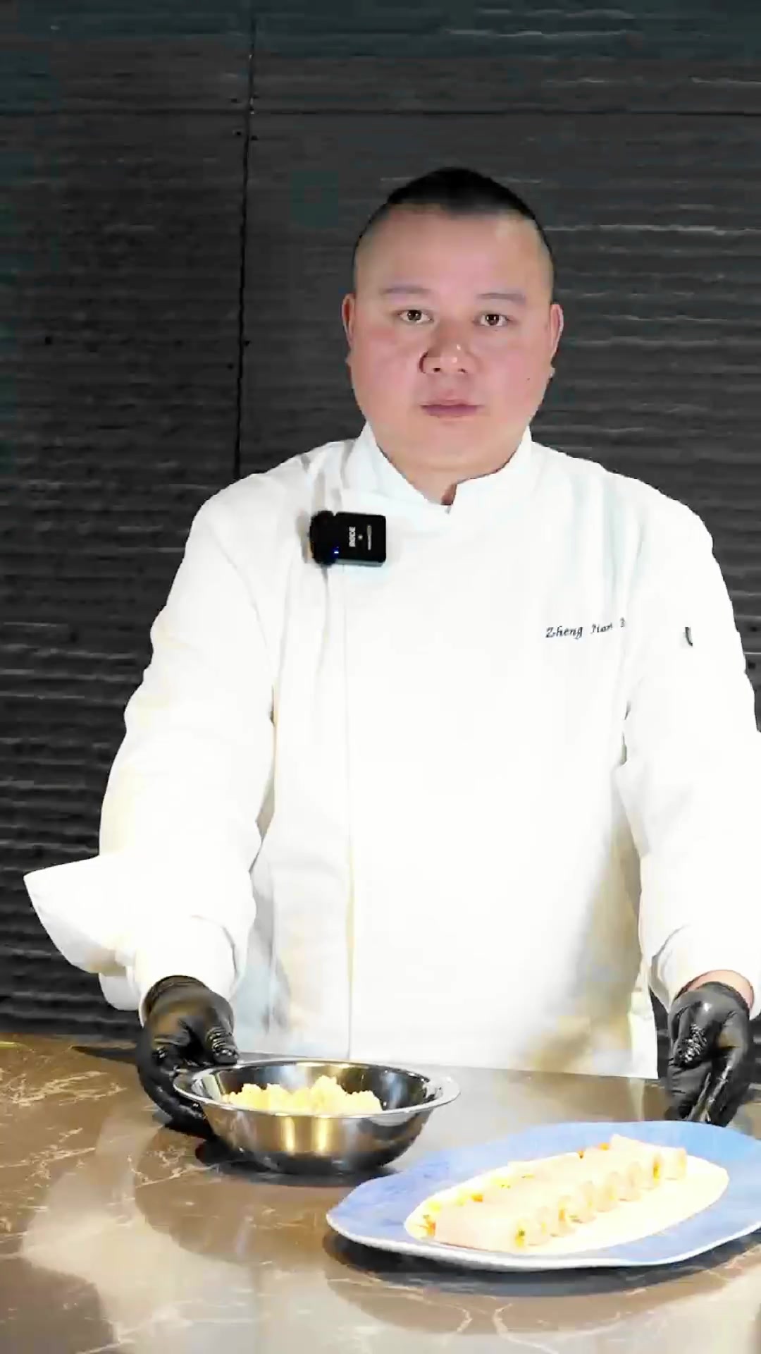 川菜凉菜二十四味型第四集蒜泥味(蒜泥白肉卷)