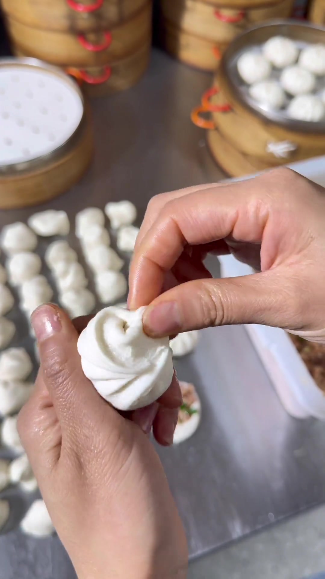 包包子手法 怎么包好包子包包子手法 小笼包