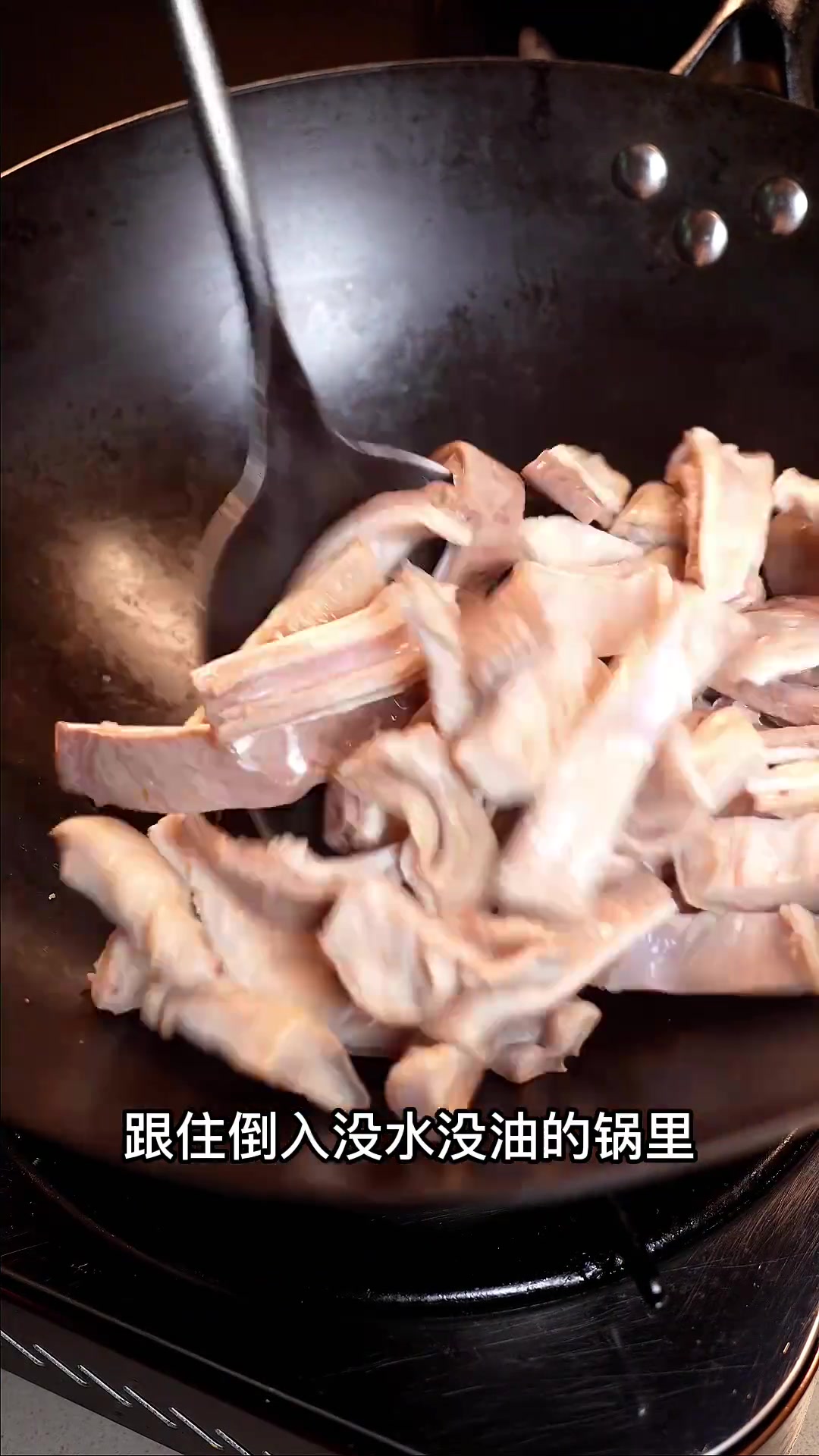 胡椒猪肚鸡汤 “胡椒猪肚鸡汤”好喝有诀窍,详细做法步骤告诉你 猪肚鸡 煲汤 汤鲜