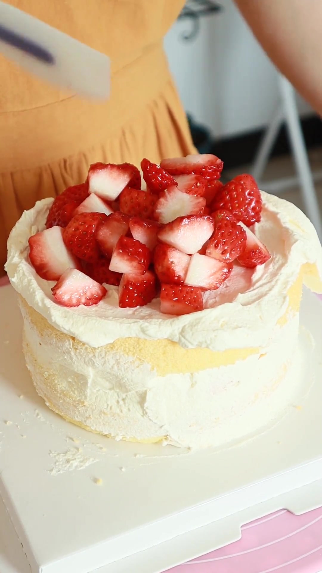 今天上午给老客户做一个恶搞生日蛋糕