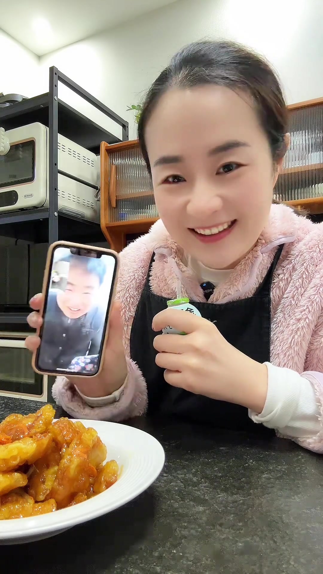 今天晚饭还挺好吃的呢,两三下就能出锅的锅包肉可太受欢迎了嘎嘎好吃 记录真实生活
