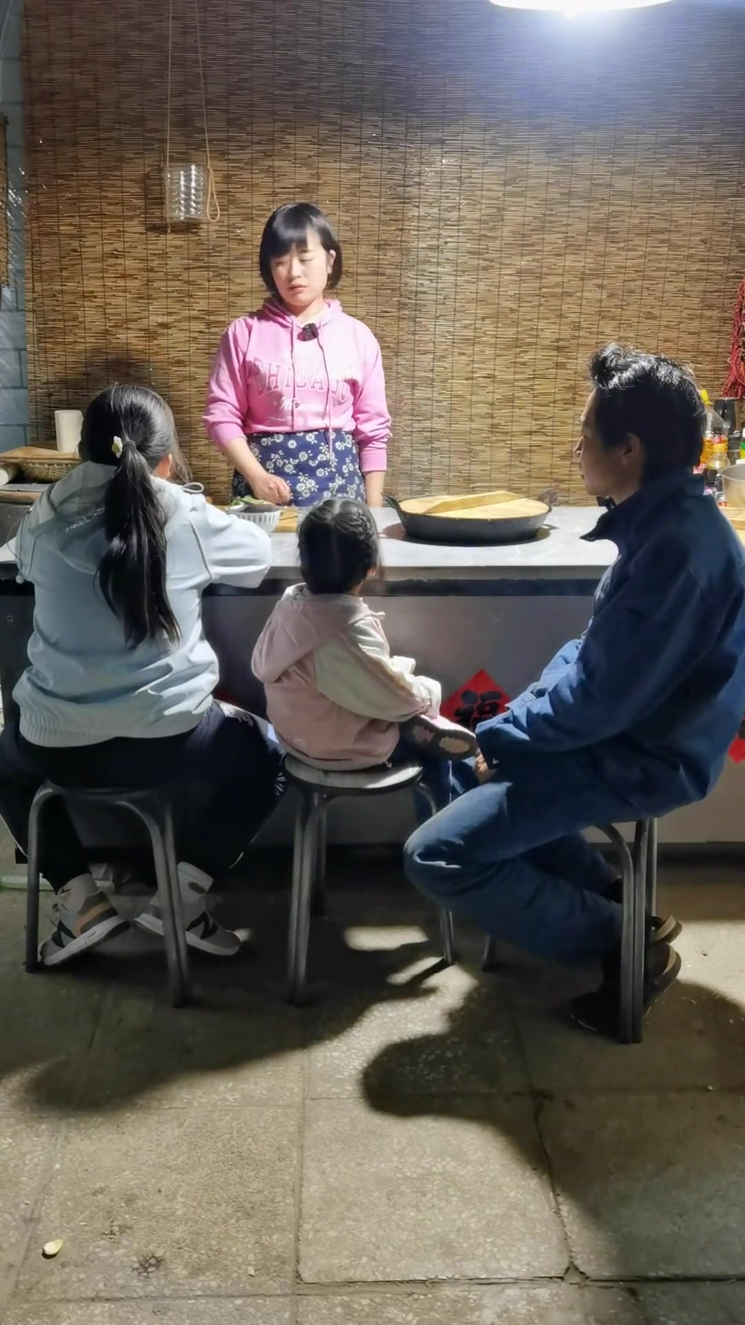 挂面也能做出卤肉面,太好吃啦,小任不会说话