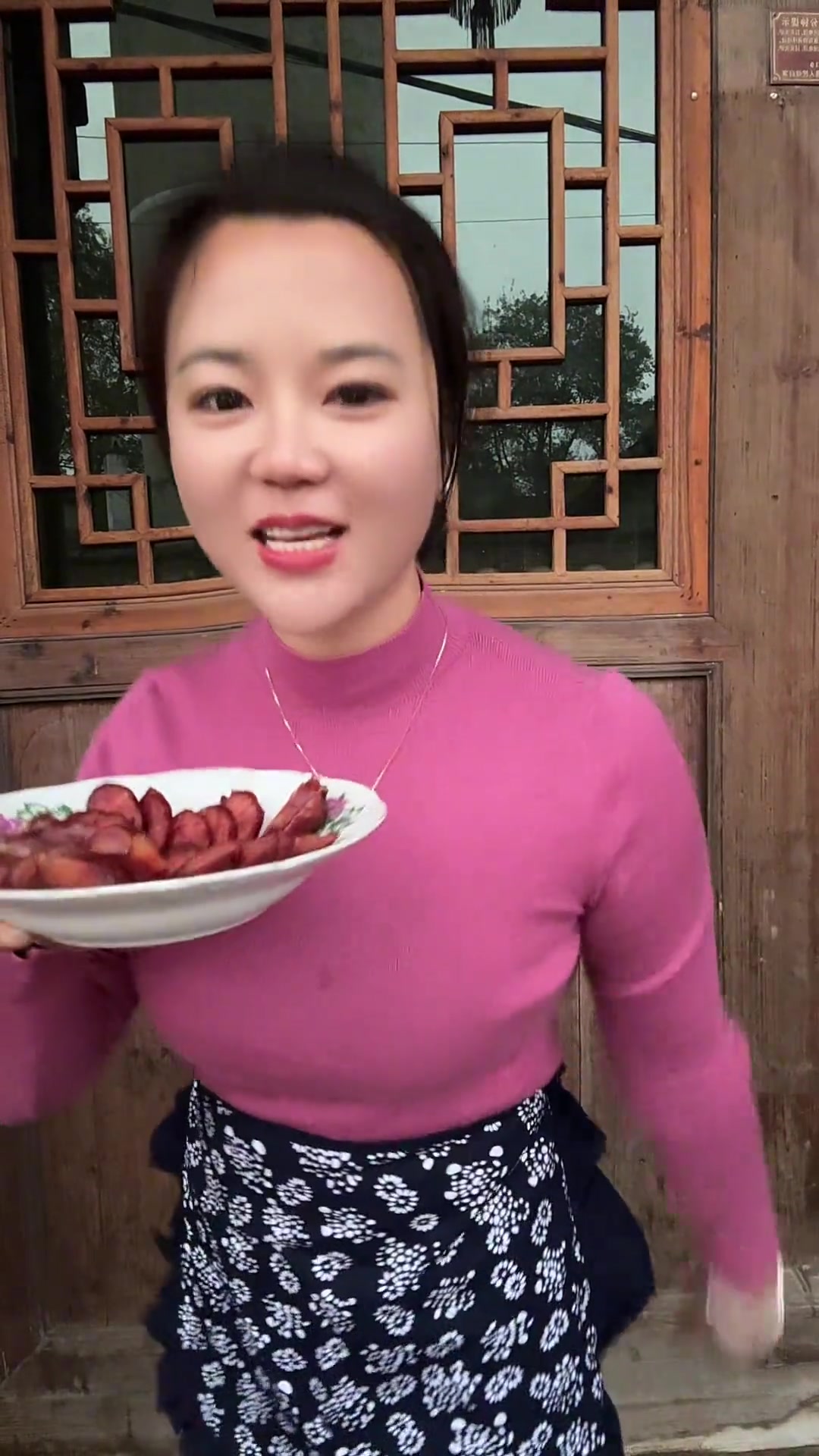 想吃吗?我们自己做的土猪肉香肠真的太香了!我的乡村生活 贵州 农村 农村姑娘你会