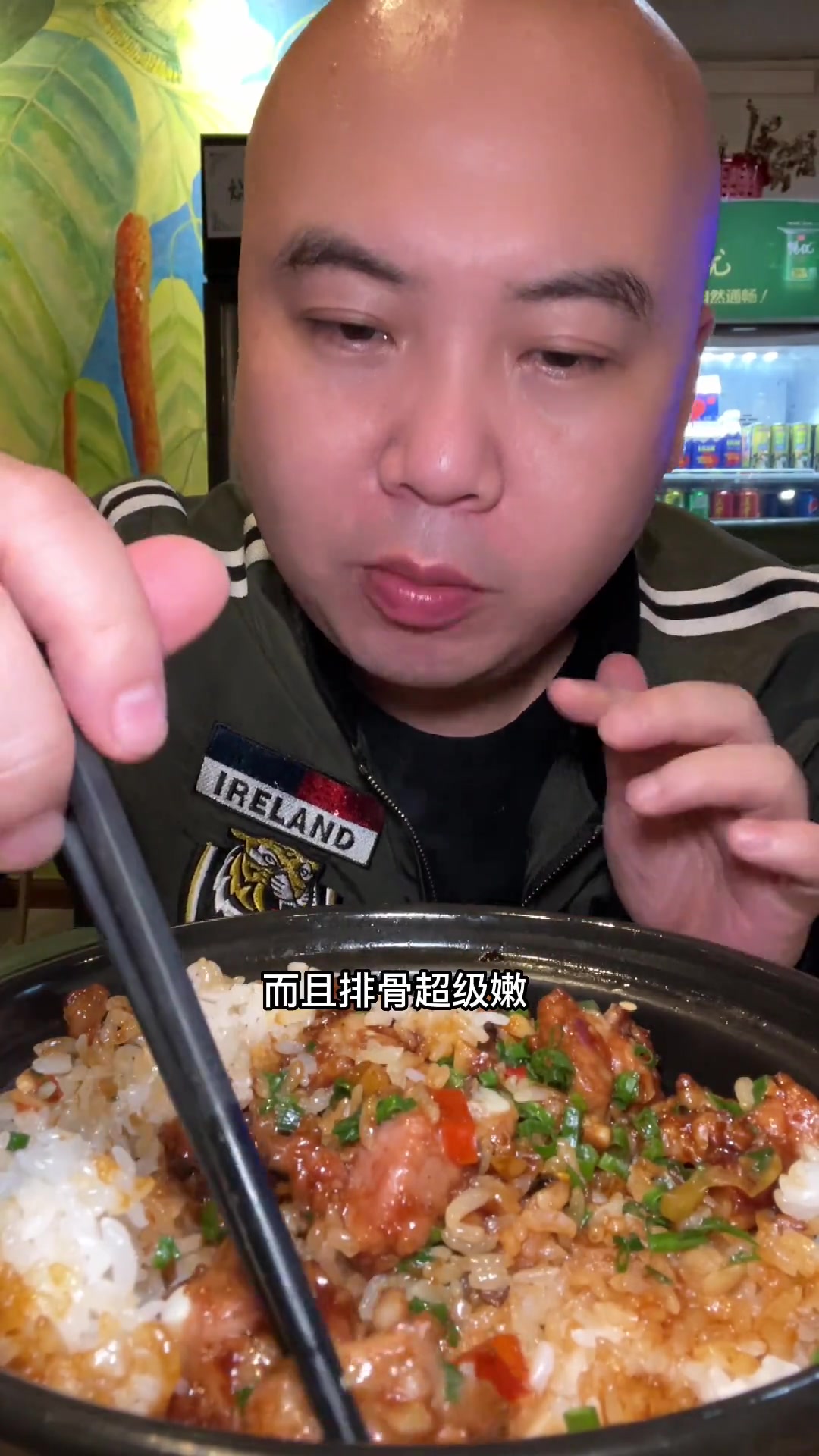 个人觉得重庆最好吃的烧鹅,冬天来了,煲仔饭也安逸得