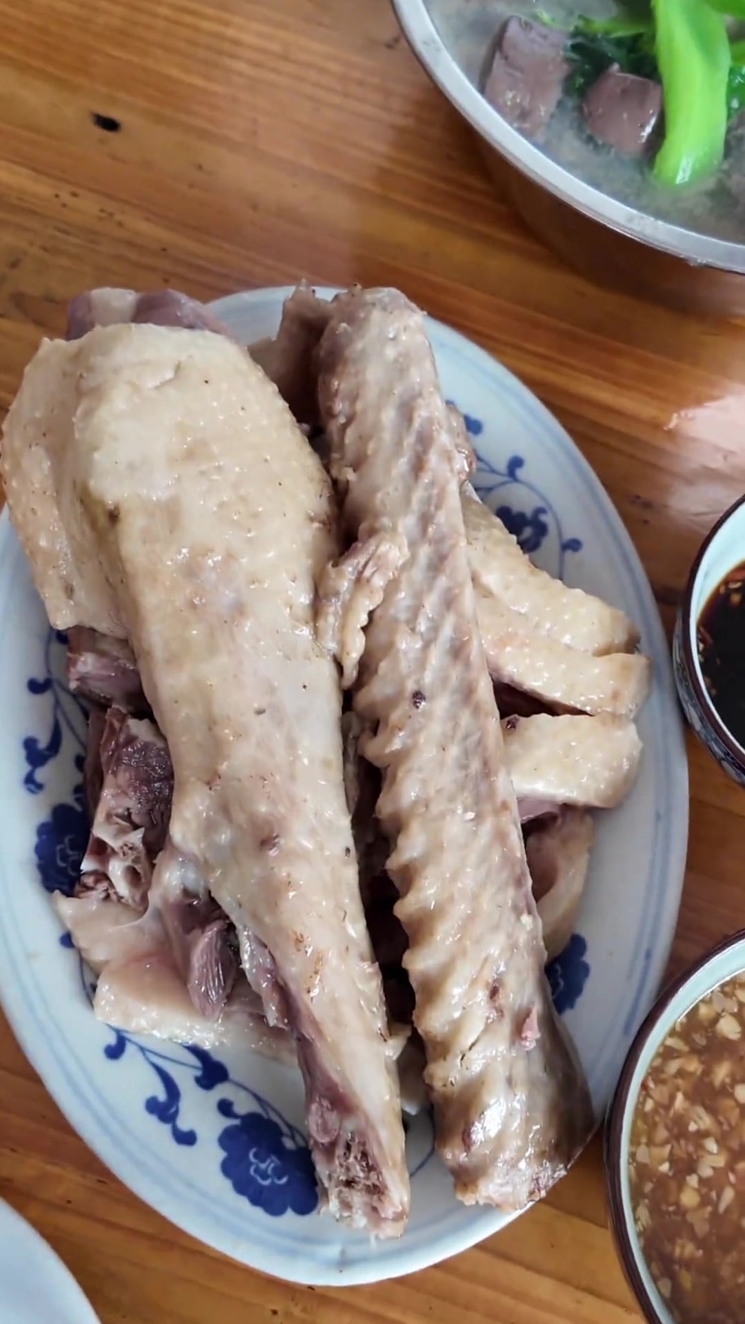 广西防城港白切鹅,本地人的大排档!鹅翅膀比鸭腿还要大块 vlog日常 白切 地方