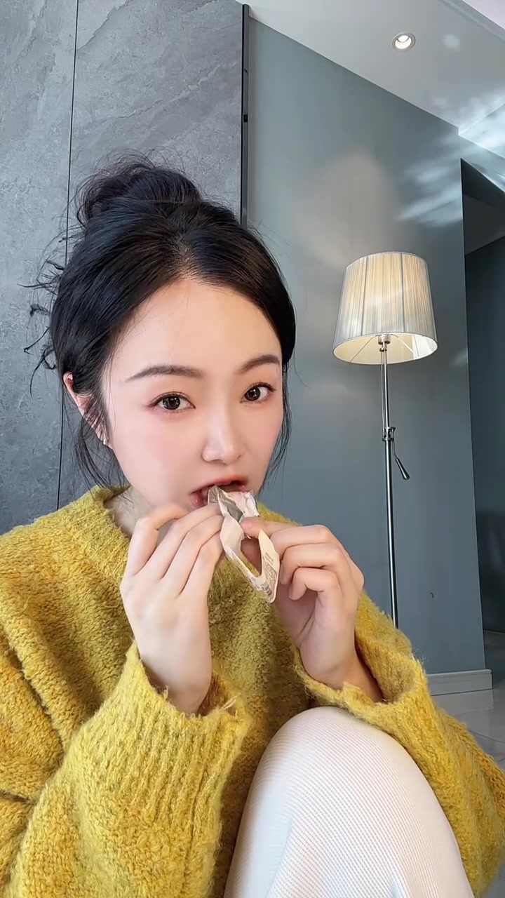 比利时原装进口的周和利,香浓丝滑真的好好吃,巧克力脑袋闭眼冲