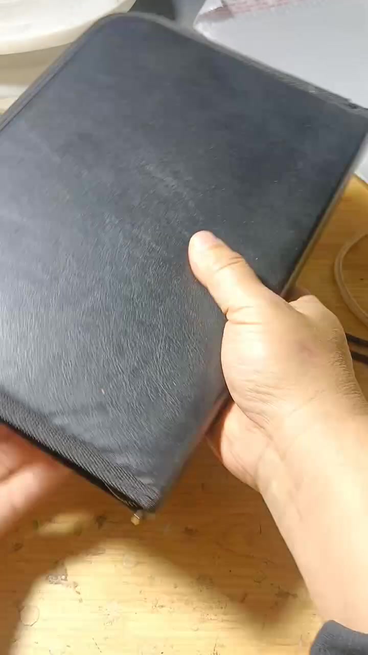 山东走起,欢迎关注我的新书,意境果酱画教程与鱼雕技法,诗书画结合的一本书,所有果酱画作品全