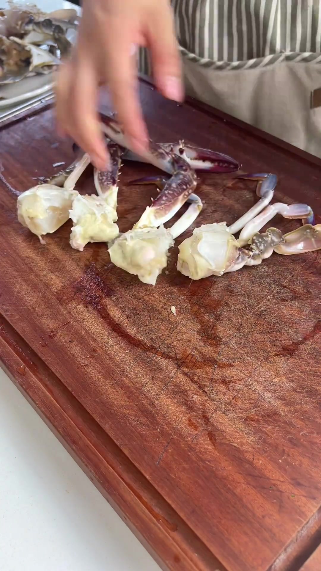 从小不长在海边,做海鲜菜做的少!