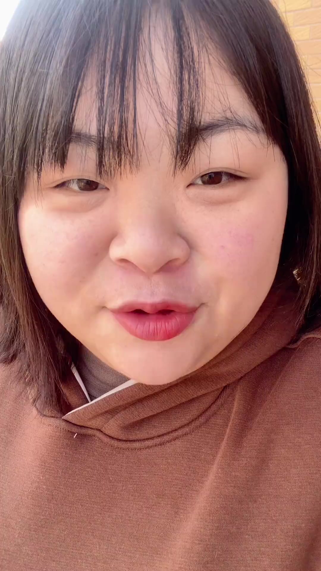 姐妹们,你们回娘家的路上需要多长时间?我……六个小时!蒸蒸日上
