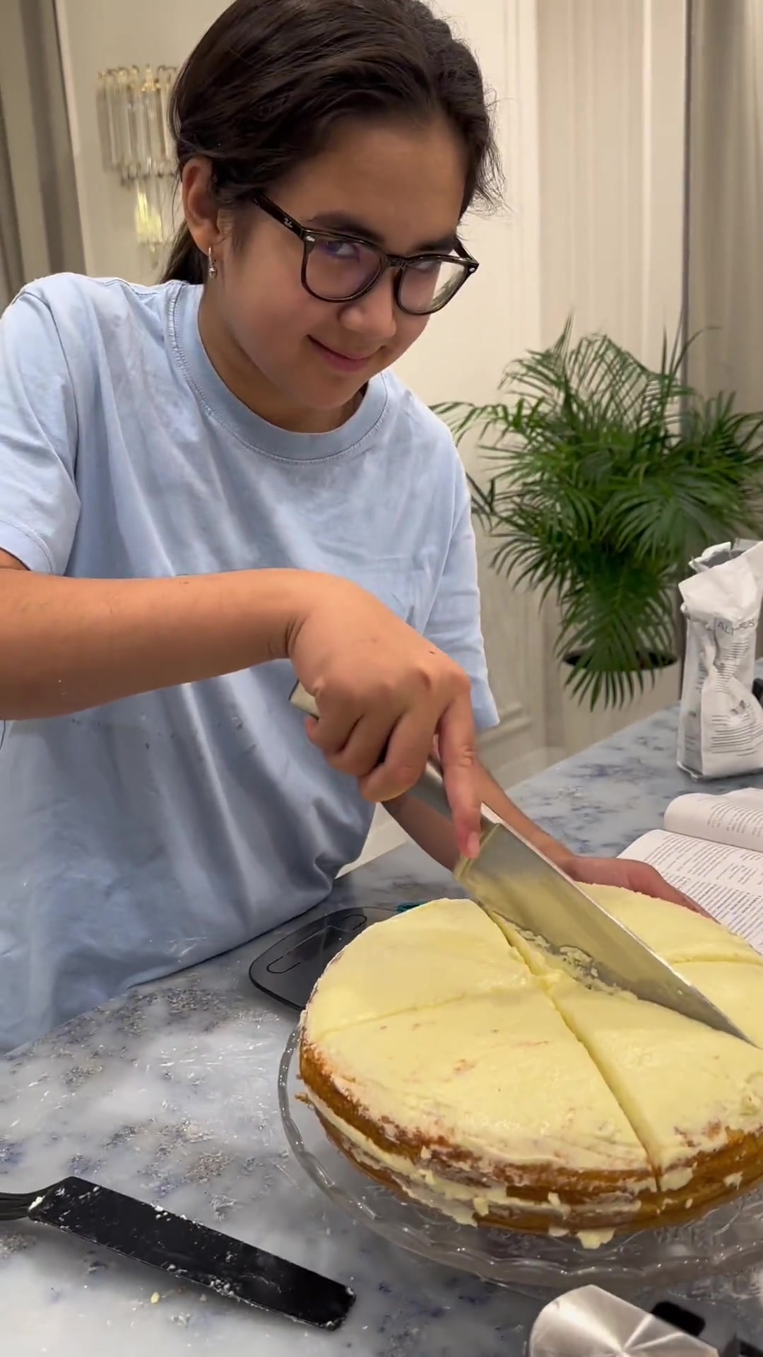 在36岁这年吃上了闺女亲手做的蛋糕