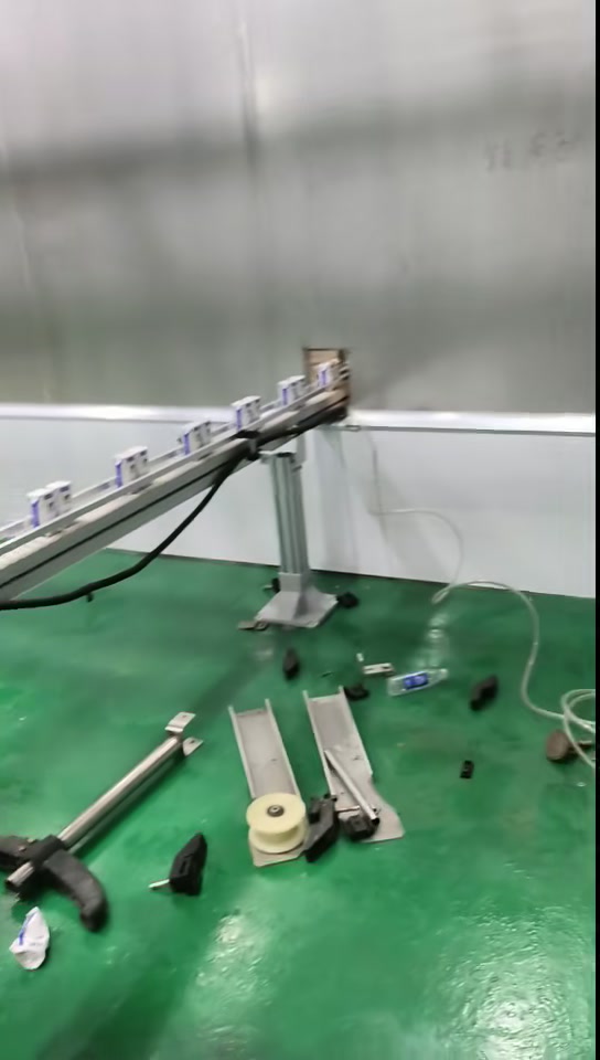 利乐钻灌装机工作原理