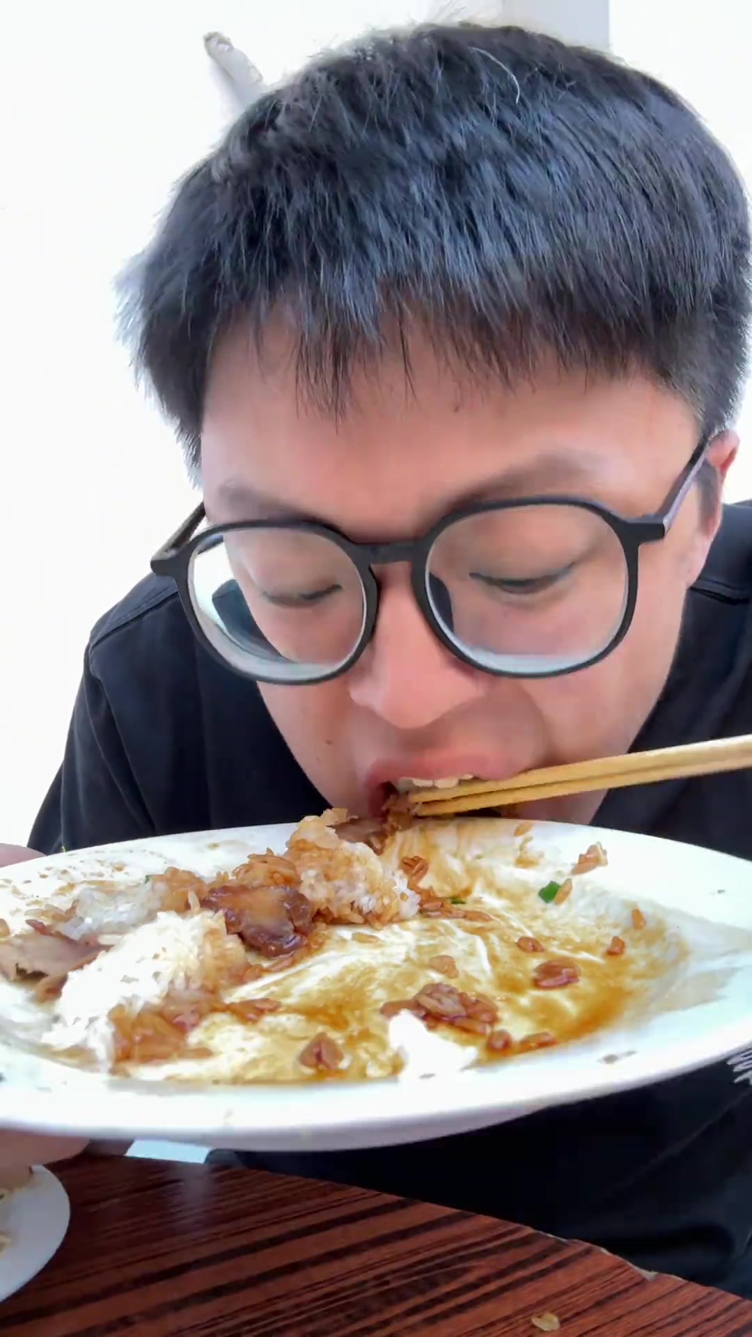 东莞宝藏老街坊早餐店,肠粉蒸面糯米饭碳水爆炸