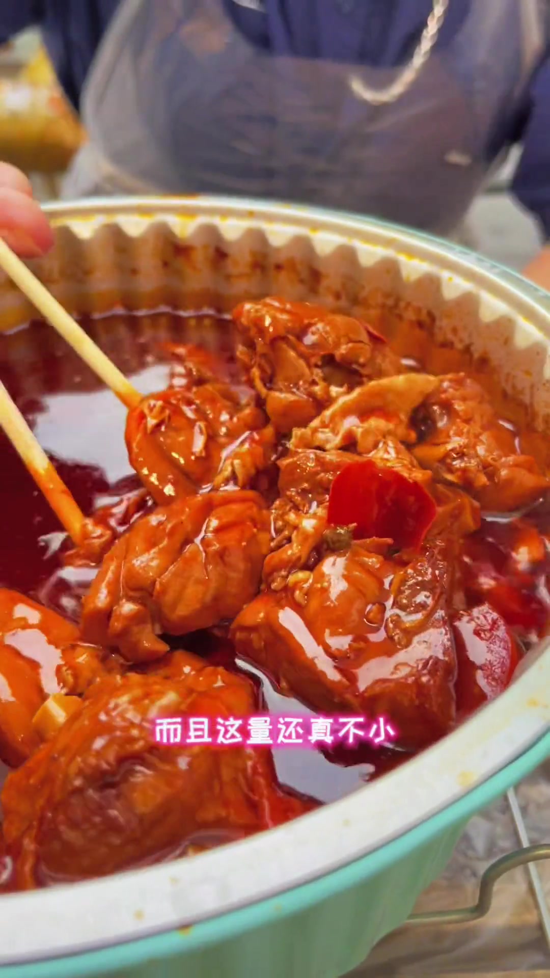 这回野餐露营待在家里聚餐也能吃到香喷喷的火锅鸡了跟着来好吃不贵吃喝玩乐起来