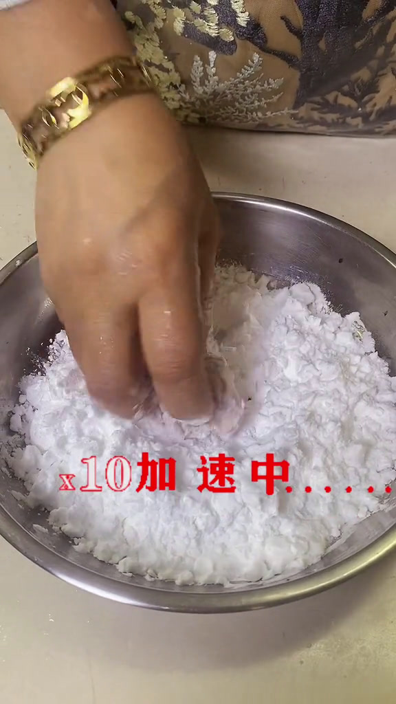 家里也可以做出简单的大菜,椒盐牛蛙全攻略汪姐分享给你汪姐私房菜椒盐牛蛙