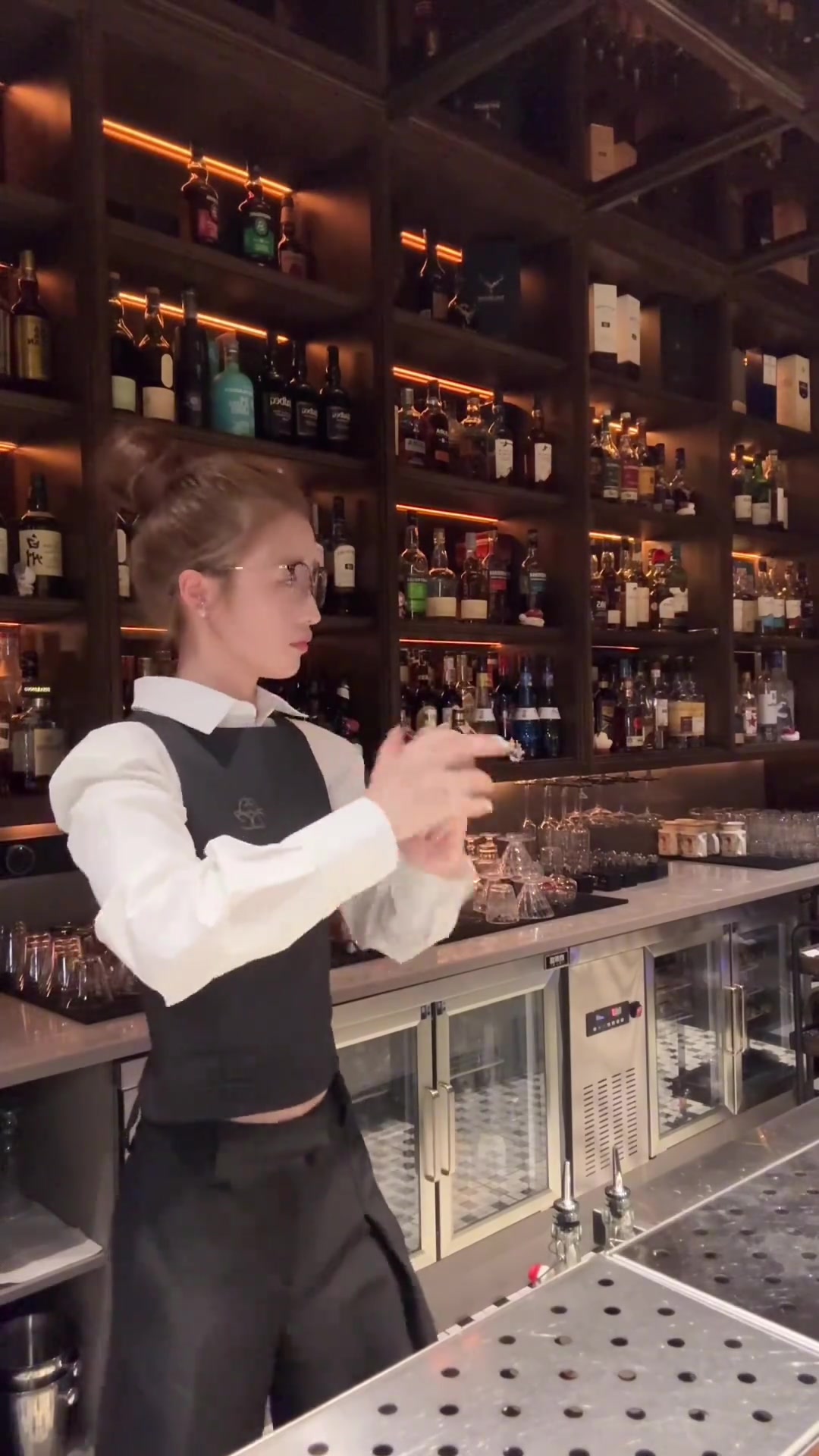 鸡尾酒-奥林匹克1924年为纪念巴黎奥运会而诞生调酒师经典鸡尾酒调酒原相机