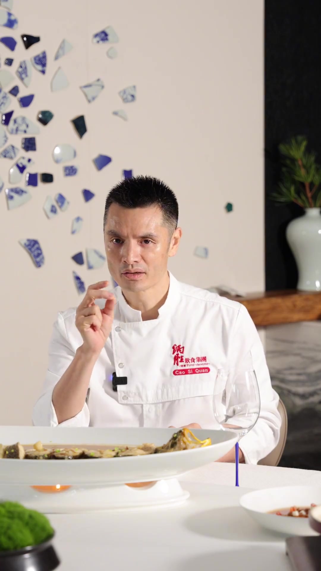 星厨揭秘|高汤咸柠檬烧的做法为啥那么好吃?炳胜广州美食美食官真材实料才能做出好味道