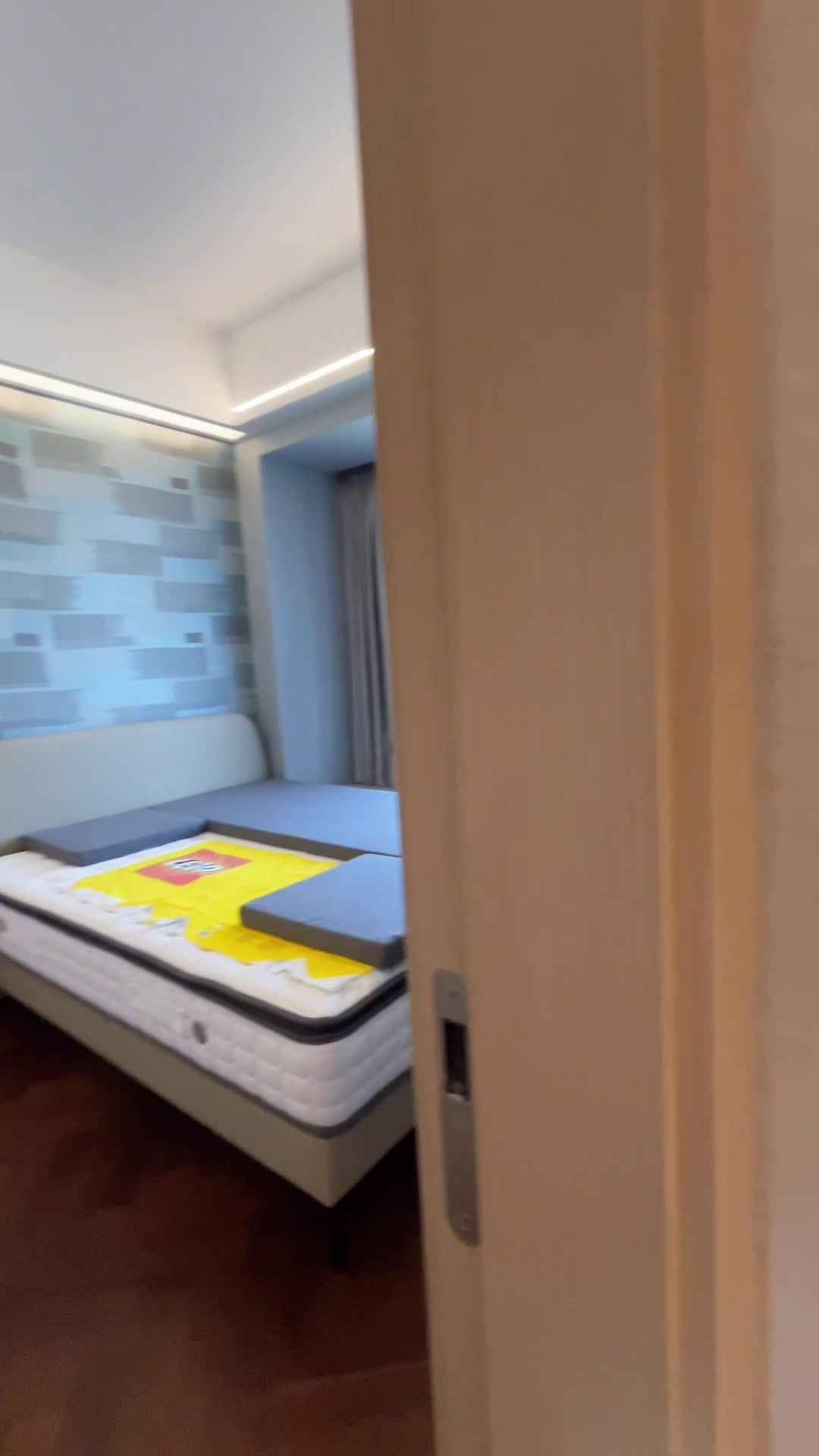 天鹅湖花园三期经典3房,业主依依不舍出手