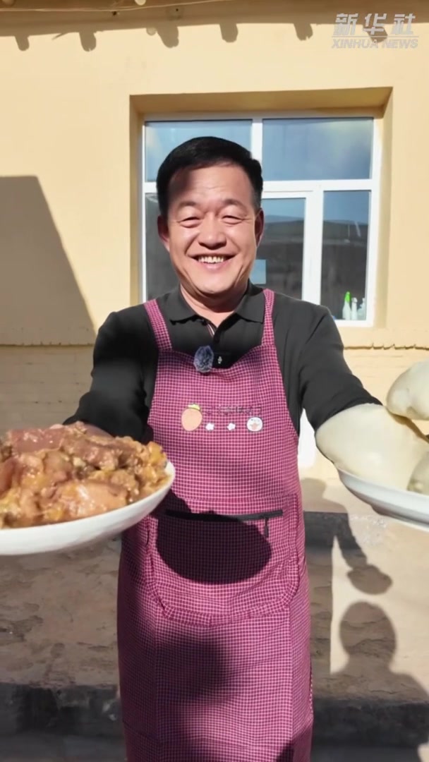 家乡味道最难忘 “网红”村支书:在外的游子们回家吃杀猪菜了!