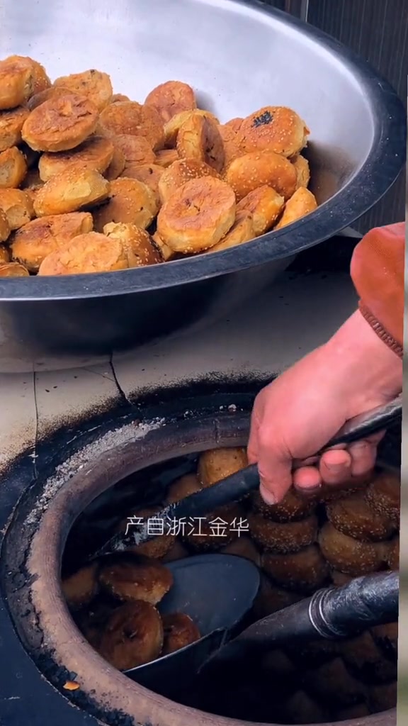 连耳朵都酥脆了!来尝尝?好吃到爆金华酥饼家乡特产非物质文化遗产年货节