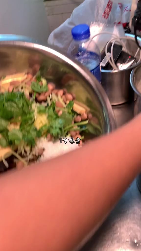 沈阳拌花菜,这么做完可太香了!凉拌菜东北菜美食教程跟着学做菜