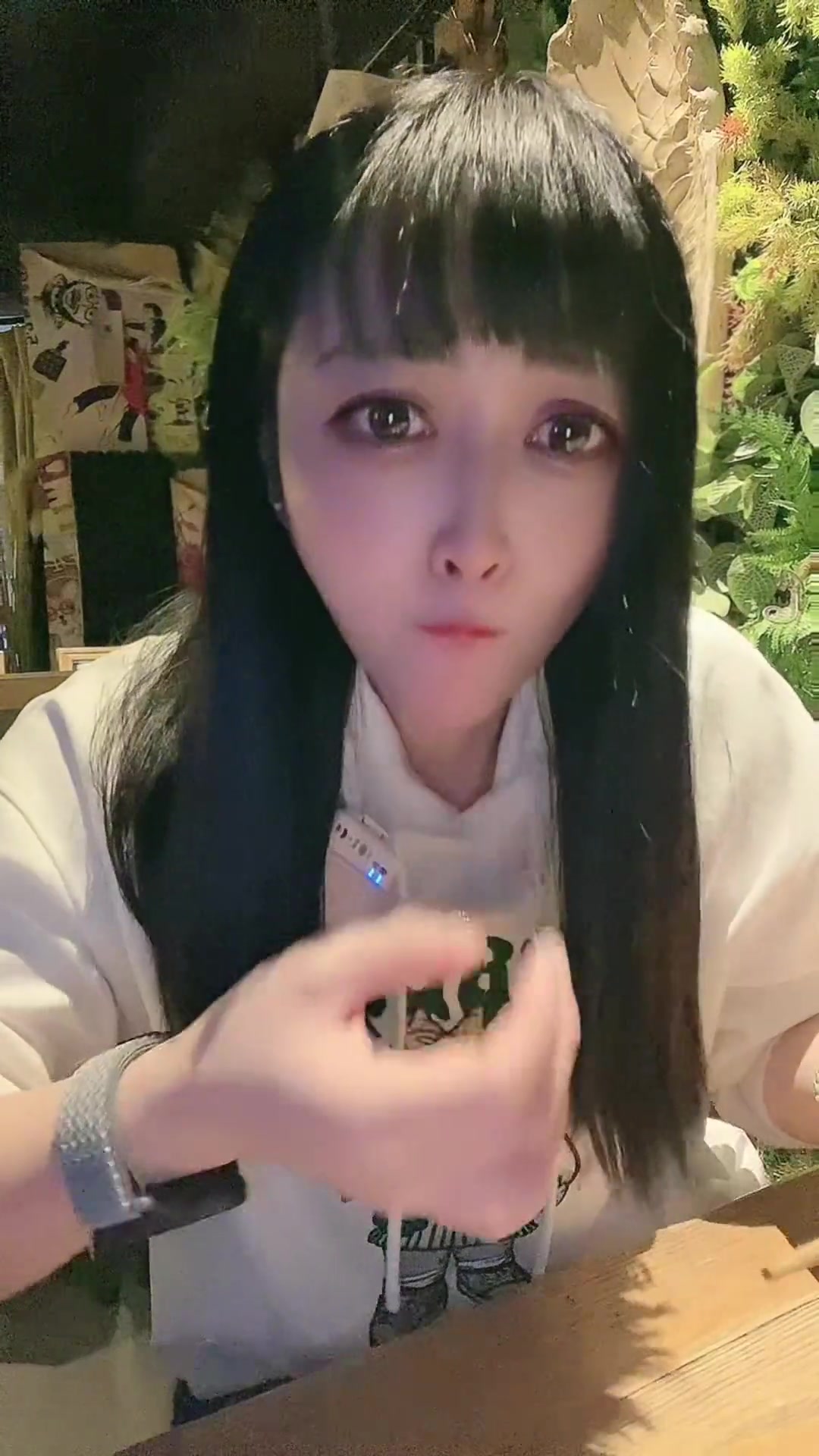 去哪嗨美食胡桃里音乐餐吧99浪漫双人餐,气氛已经给你烘托好了,赶紧来约会吧!美食官太原美食